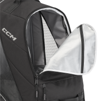CCM 590 WHEELED BACKPACK 18"